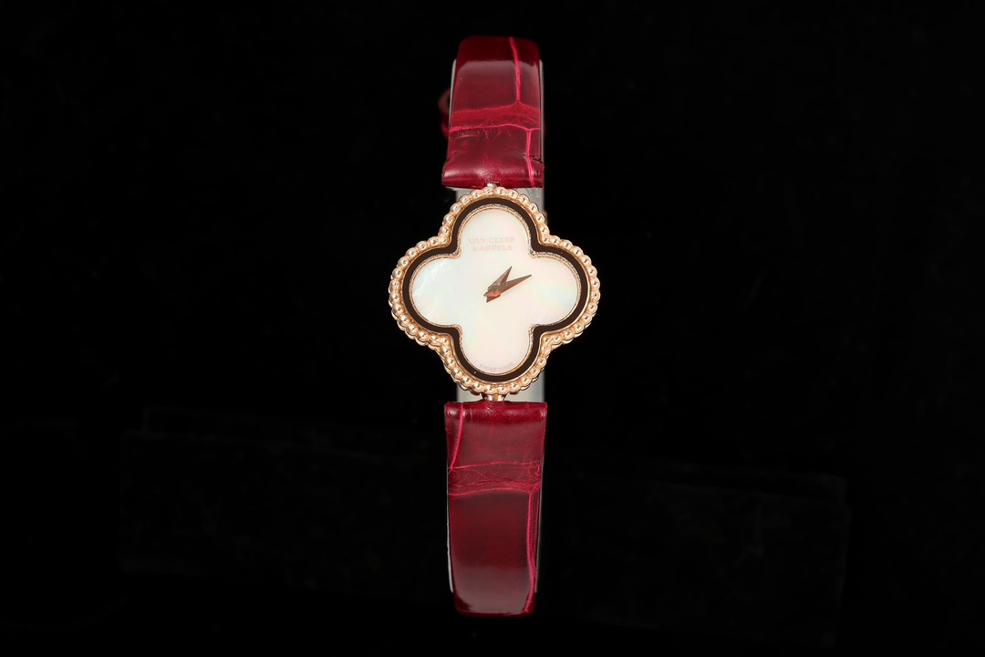 Van Cleef & Arpels 반클리프 시계