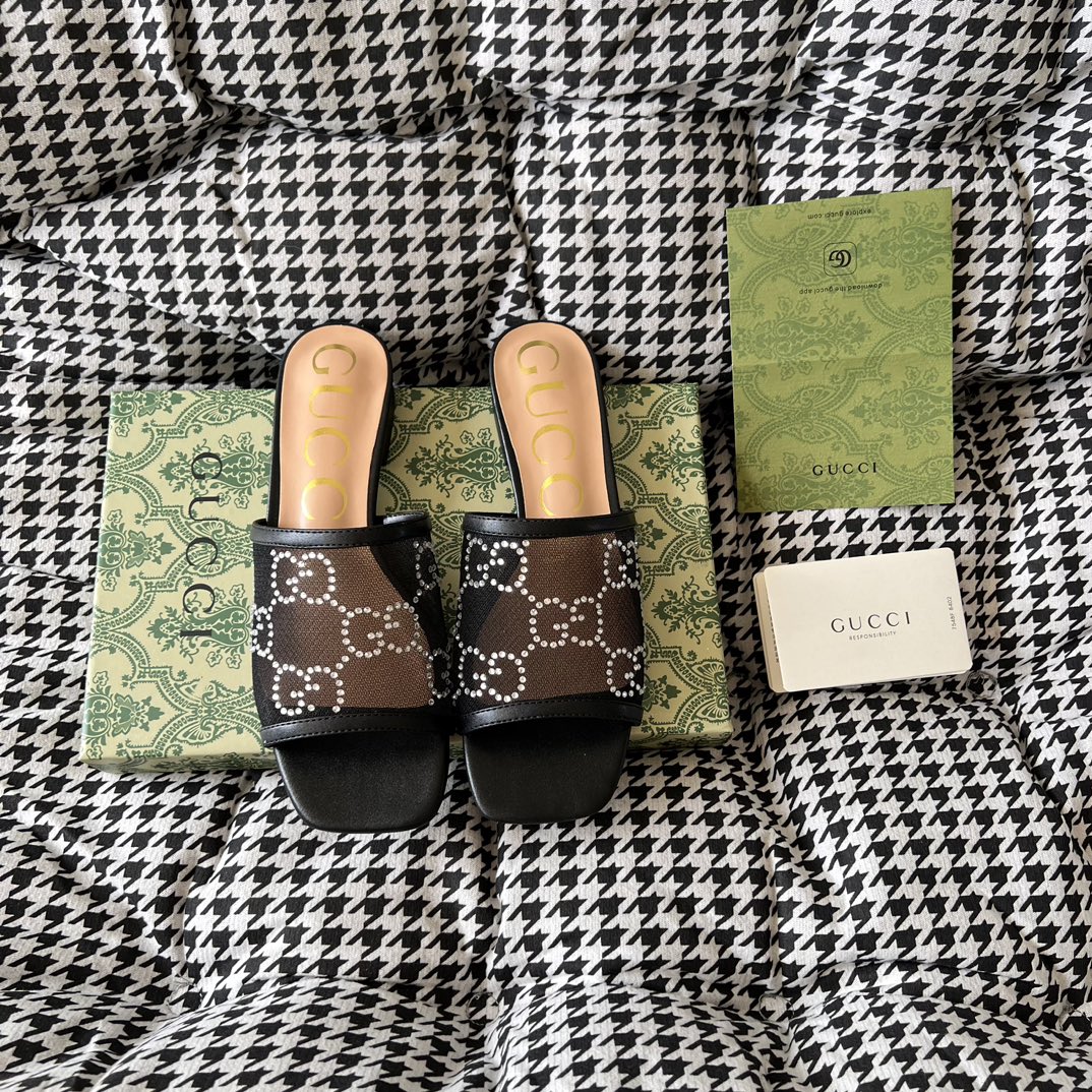 GUCCI 구찌 슬리퍼