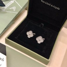 VAN CLEEF & ARPELS 반클리프 귀걸이